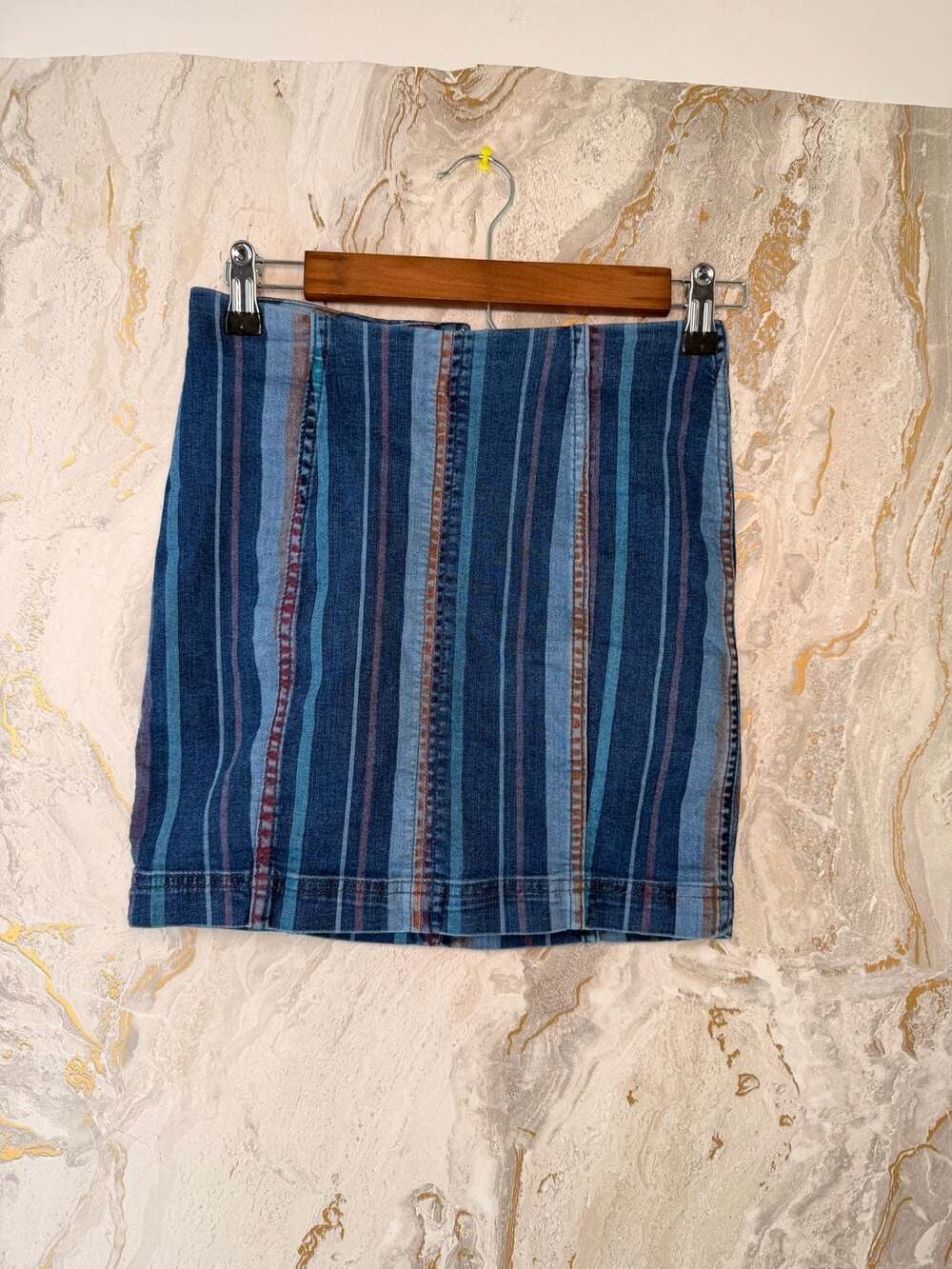 Free People Blue Stretch Cotton Striped Denim Mini Skirt size 2